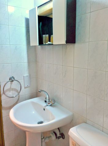 Tile bathroom