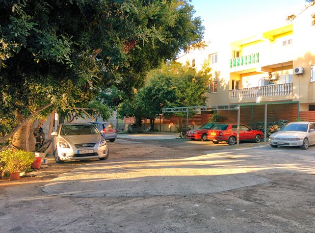 Plenty of parking near all units