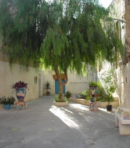 Casbah, narrows - 3 minutes walking from the property