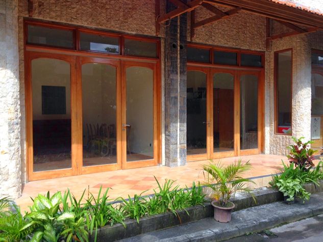 Shop 2 & 3 with terrace