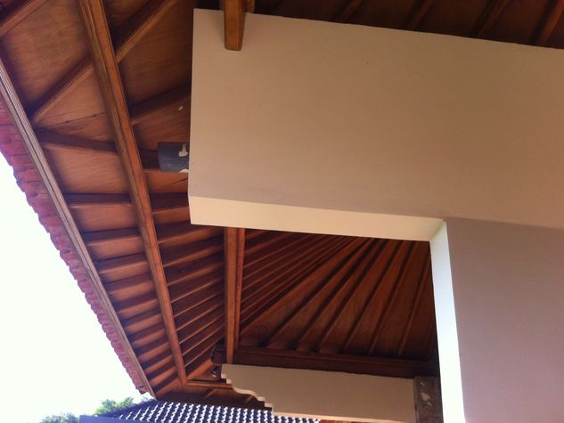 Second floor apartment roof