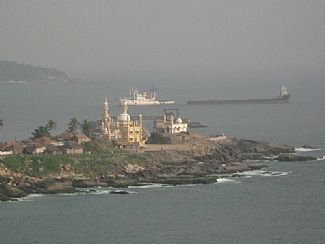 kovalam beach
