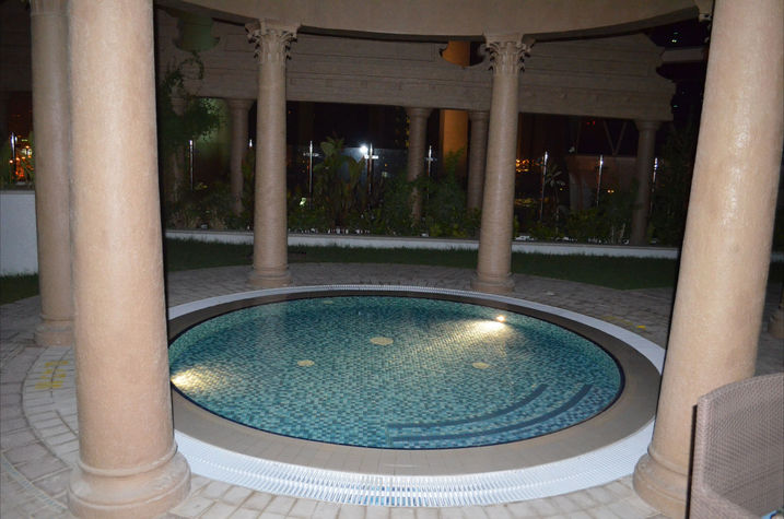 jacuzzi