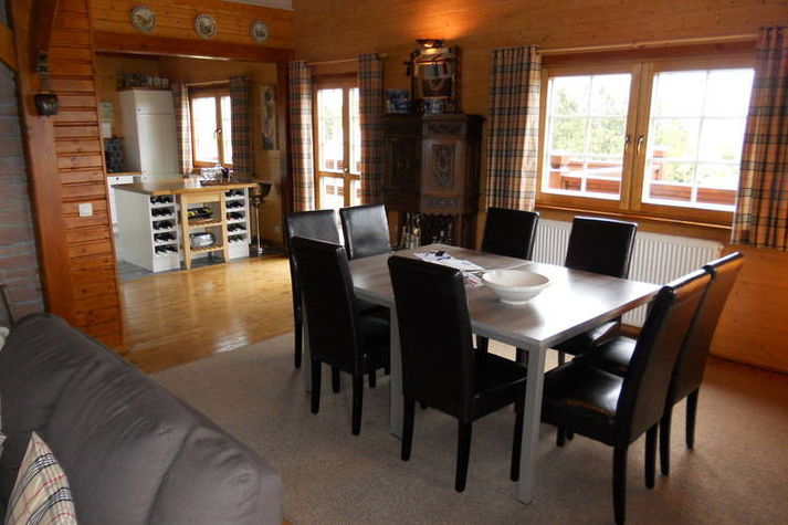 DiningRoom