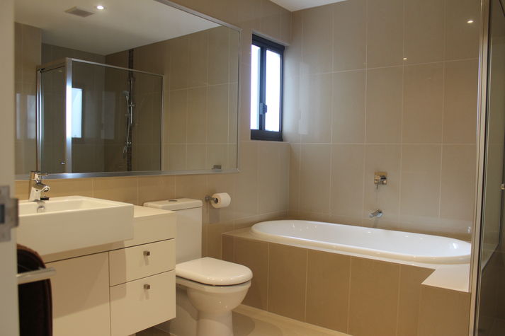 Main Bathroom