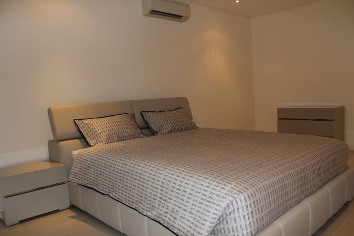Main Bedroom - King Size Bedroom Suite