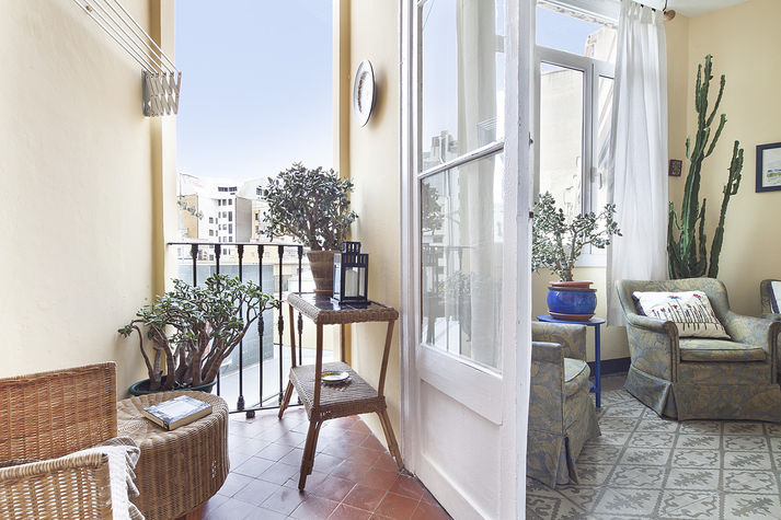 Veranda with view on the terrace