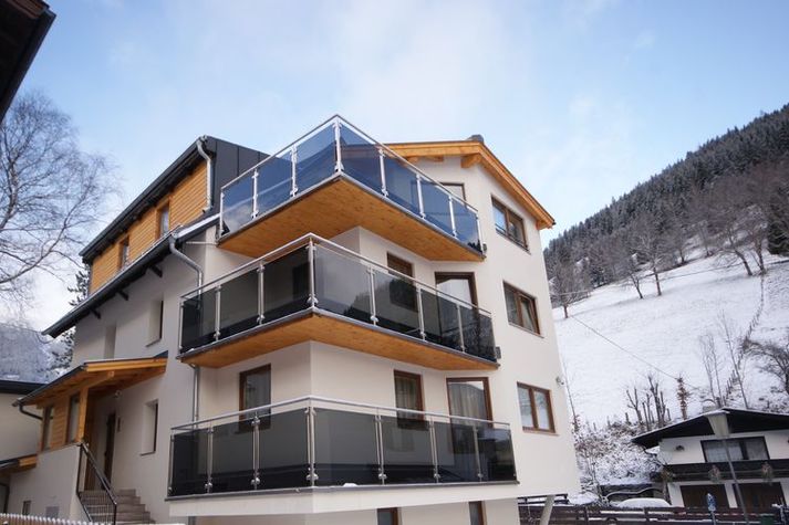 ExteriorWinter