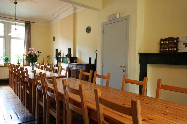 DiningRoom