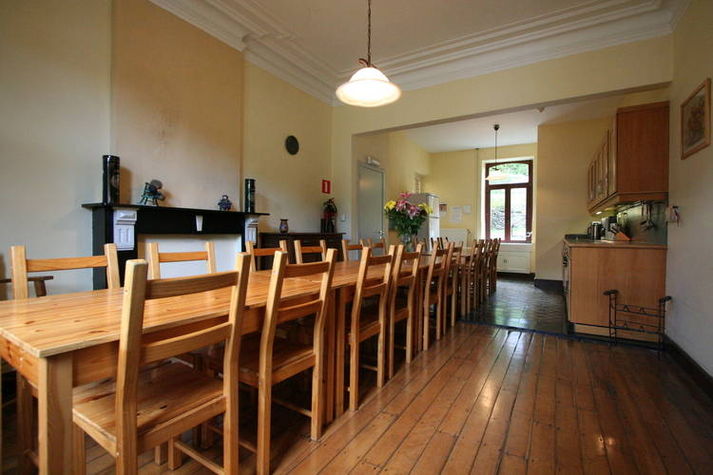 DiningRoom