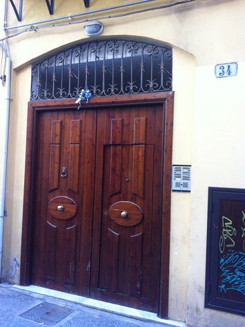 Il portone di del palazzo