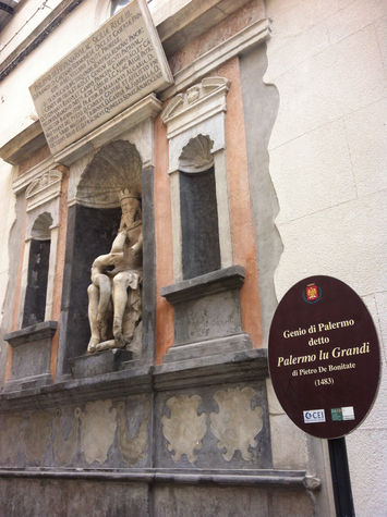 Statua del Genio di Palermo alla Vucciria