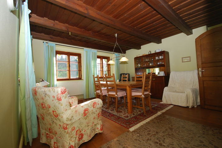 DiningRoom