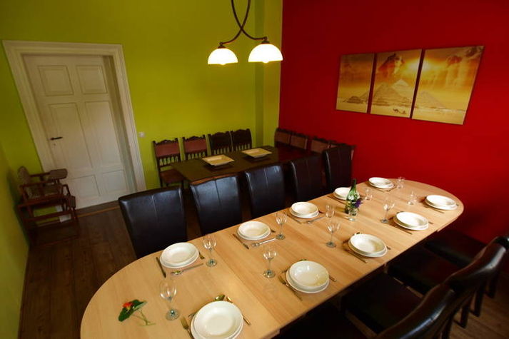 DiningRoom