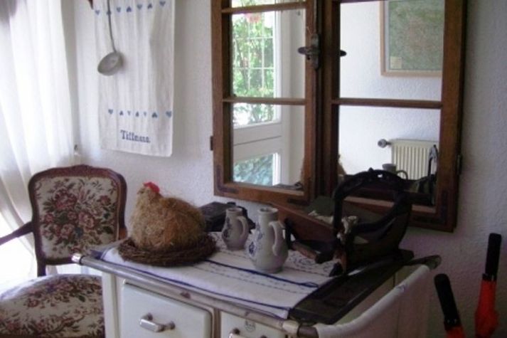 PoolOfHouse