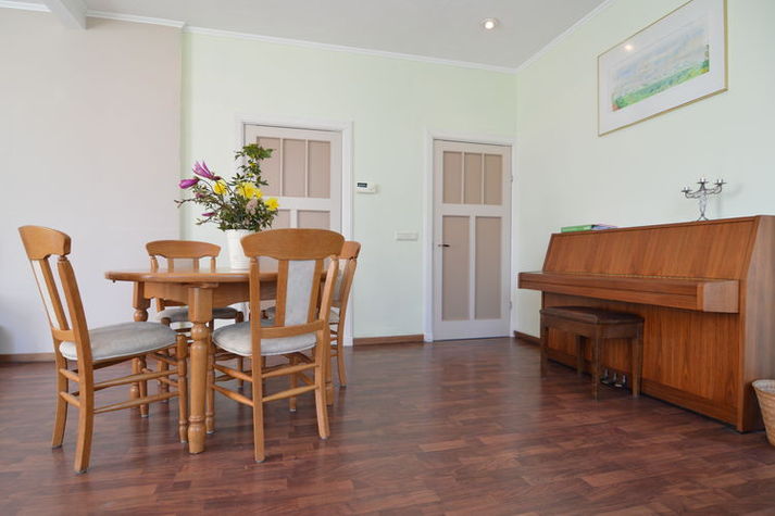 DiningRoom
