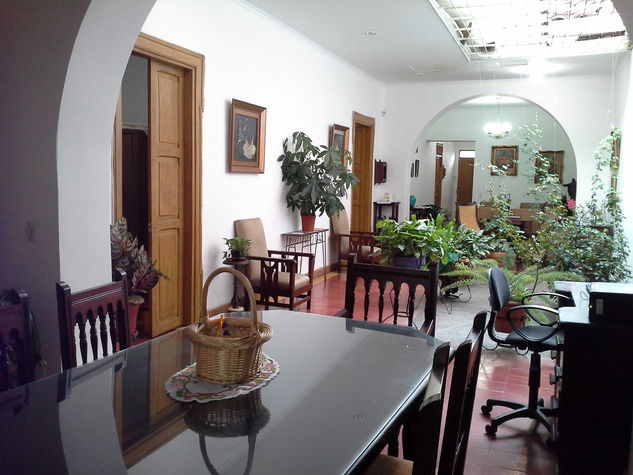 Beautiful dining room for 8 people. hand-carved by Colombian artisans.