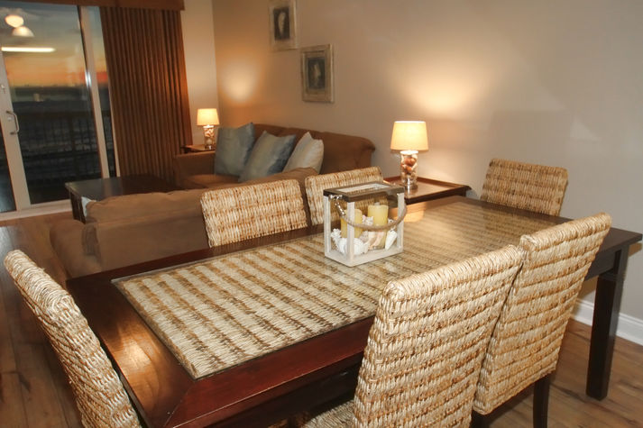 Great Room - Dining Area