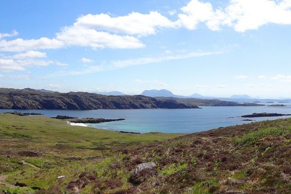 The Shepherds Cottage - Ruddyglow Park - Views from Handa Island