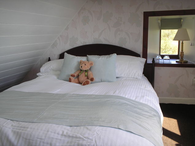 The Shepherds Cottage - Ruddyglow Park - Small loft room