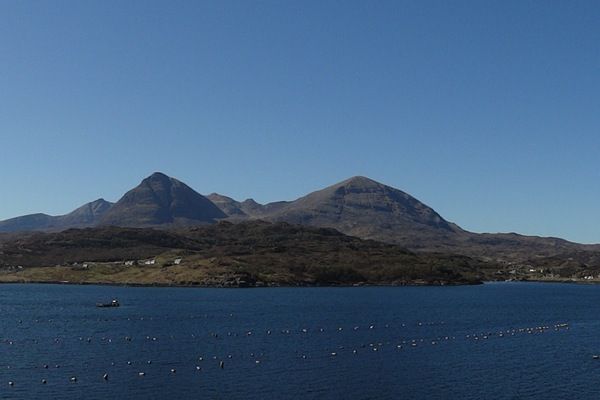 The Shepherds Cottage - Ruddyglow Park - Assynt Mountains. Quinag from Kylesku.
