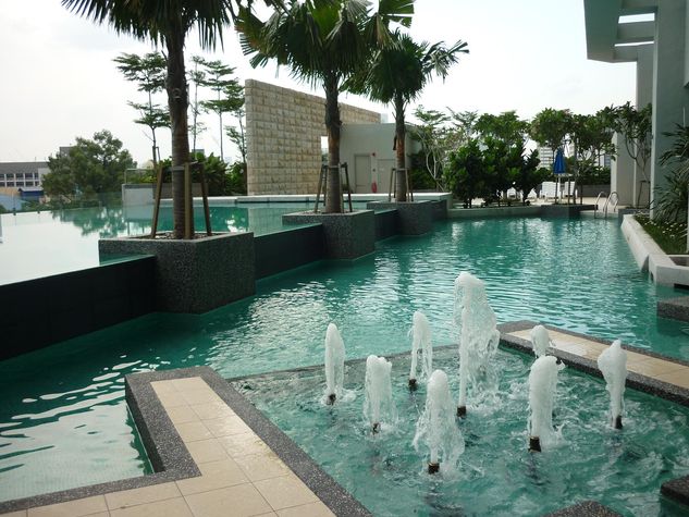 swimming / jacuzzi