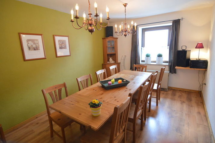 DiningRoom