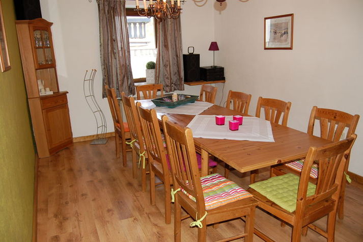 DiningRoom
