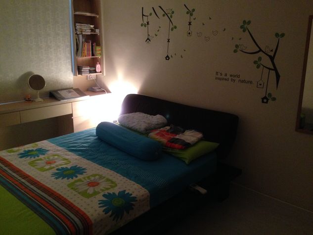Night view of the room, go to bed after the long day and get ready for tomorrow .....zzzzz