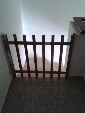 Reja de seguridad en escalera.
