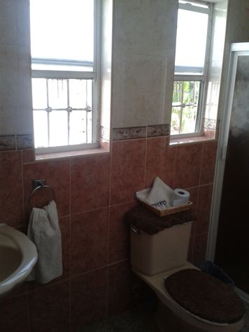 Baño planta alta.