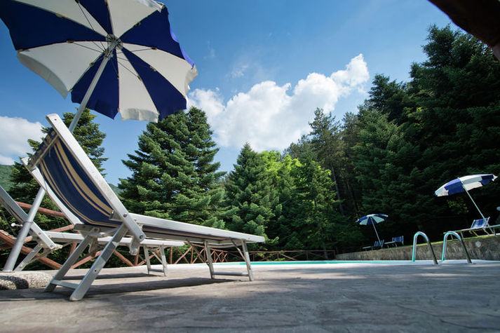 PoolOfHouse