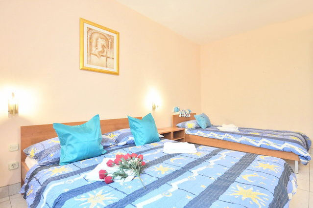 Largest Bedroom 