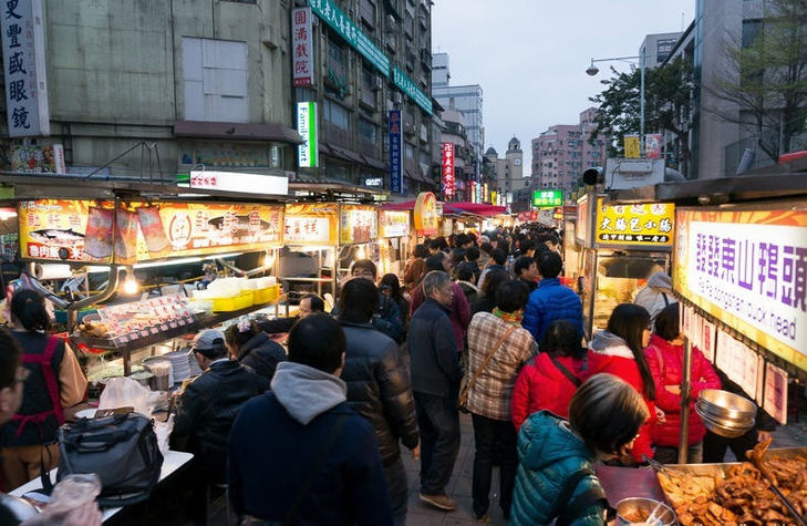 寧夏夜市走路8分鐘就可以到即到(8 min by foot to Nanjichang Night Market)