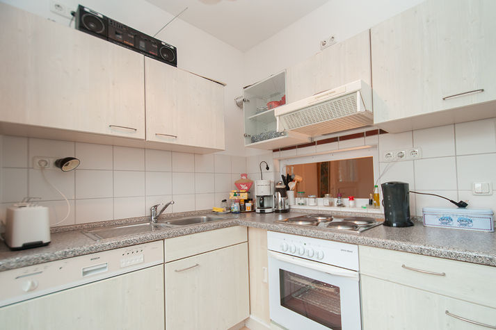 kitchen - right side