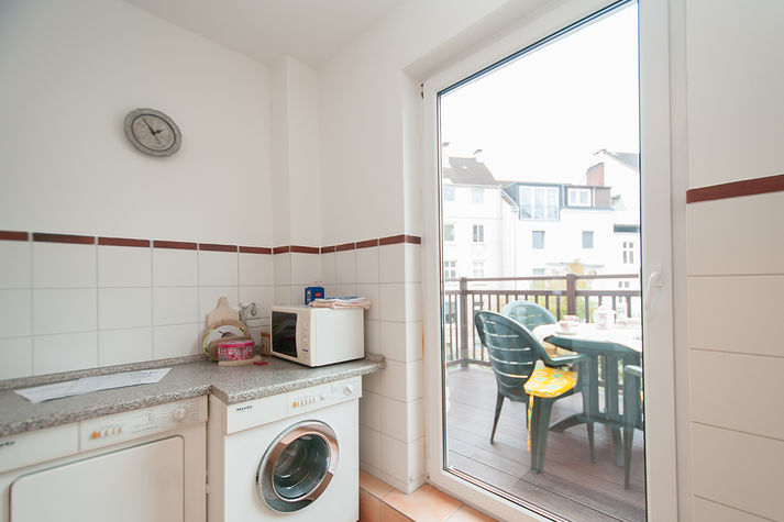 kitchen /washingmach.+dryer,left