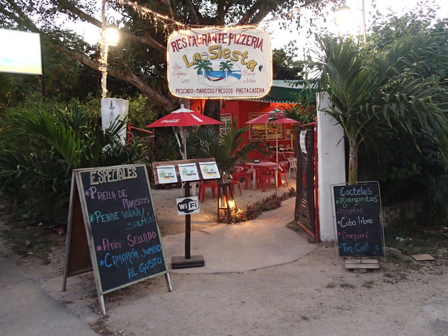 La Siesta - Italian, mexican and vegetarian food