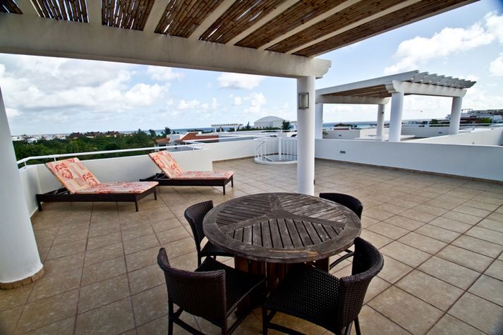 Solarium with furnished
Solarium with furnished