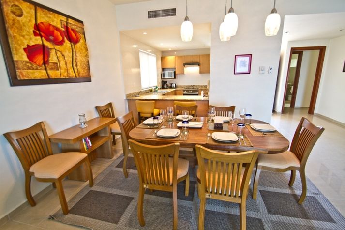 Dining room for 6 people
Dining room for 6 people