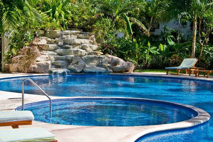 Fantastic pool and jacuzzi area
Fantastic pool and jacuzzi area