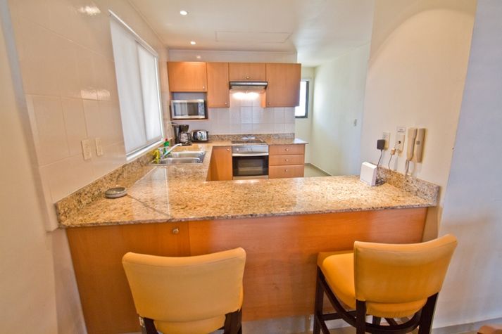 Kitchen bar
Kitchen bar