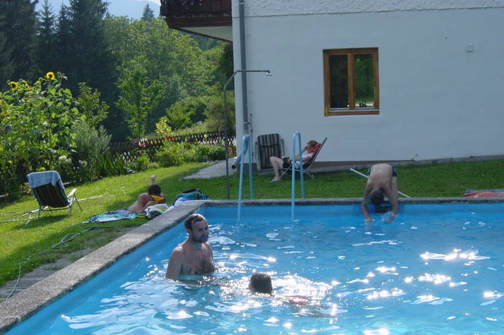 PoolOfHouse
