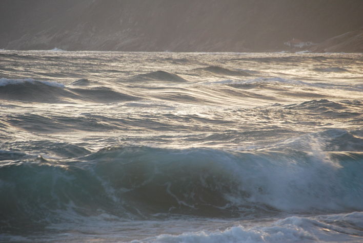 a 6 min walk for a dip in the sea