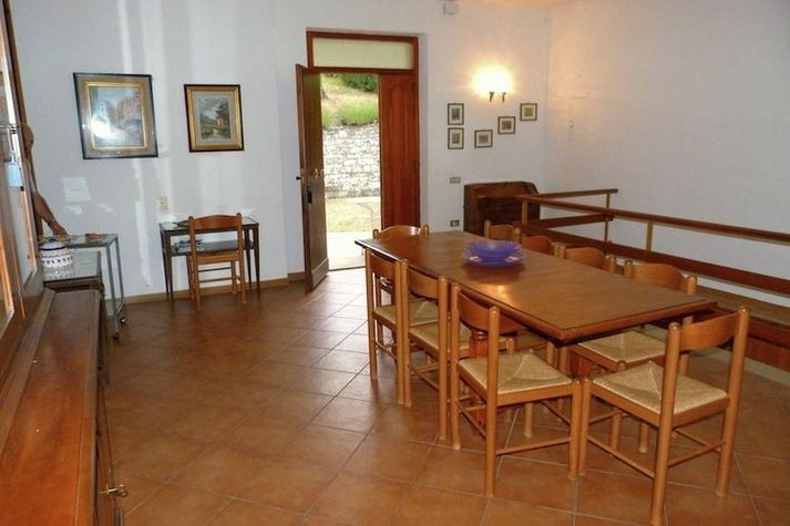 DiningRoom
