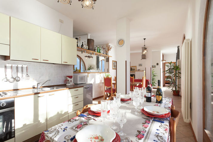 DiningRoom
