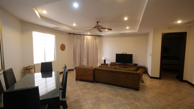 Nicely Decorated Living Room, Cable TV, Wifi, Dining Room, Air Conditioner, Ceiling Fan, Patio overlooking one of the most beautiful pools in town