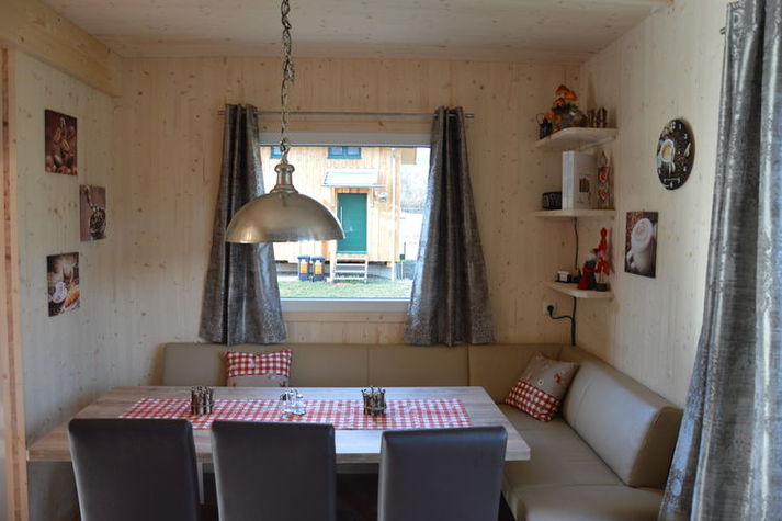 DiningRoom