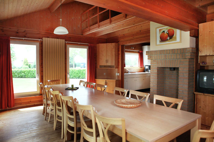 DiningRoom