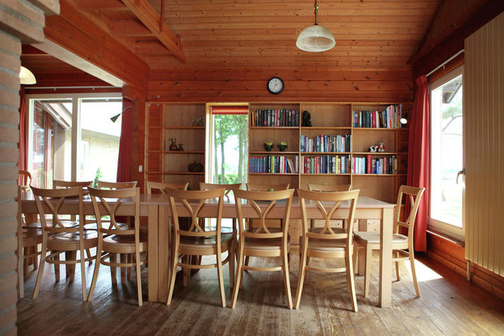DiningRoom