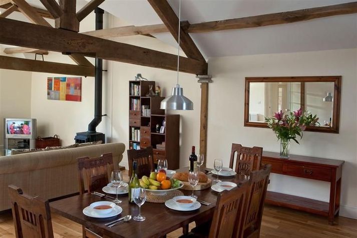 DiningRoom